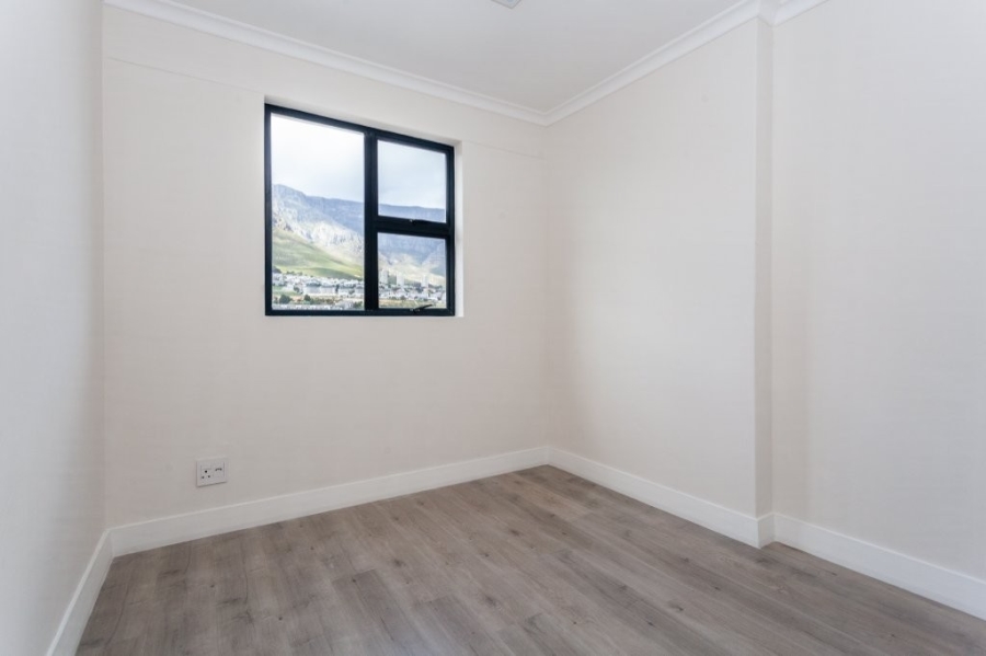 2 Bedroom Property for Sale in Zonnebloem Western Cape